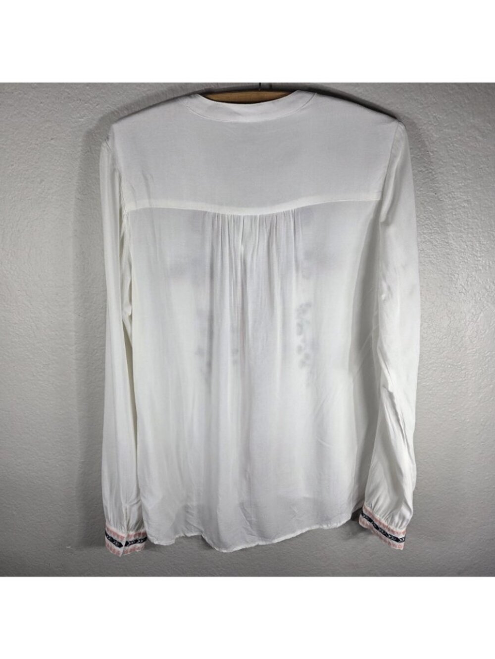 Coupé Collection White Embroided Tunic Shirt Top Size L Long Sleeve Tie Neck - Picture 2 of 16
